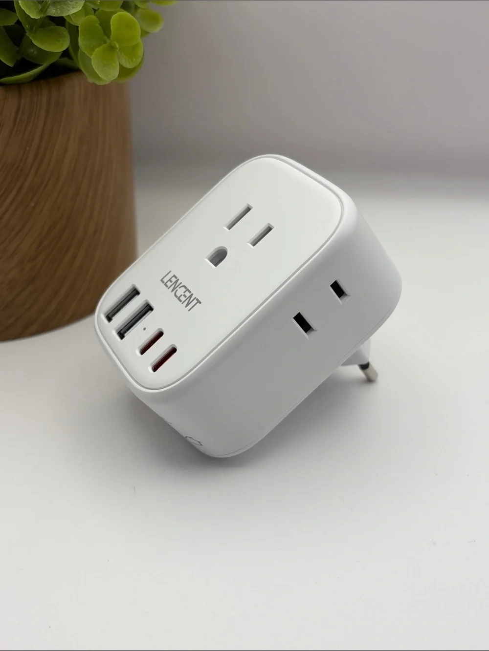 Lencent Foldable Dual USB European Travel Plug Power Adapter, PA050USEU